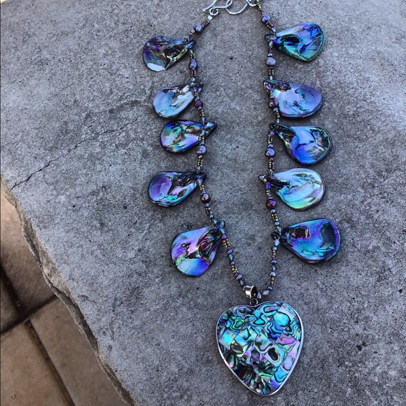 You Have the Paua {No Balone} :: A Post from the McGlamorous Blog - Picture 2 of 3